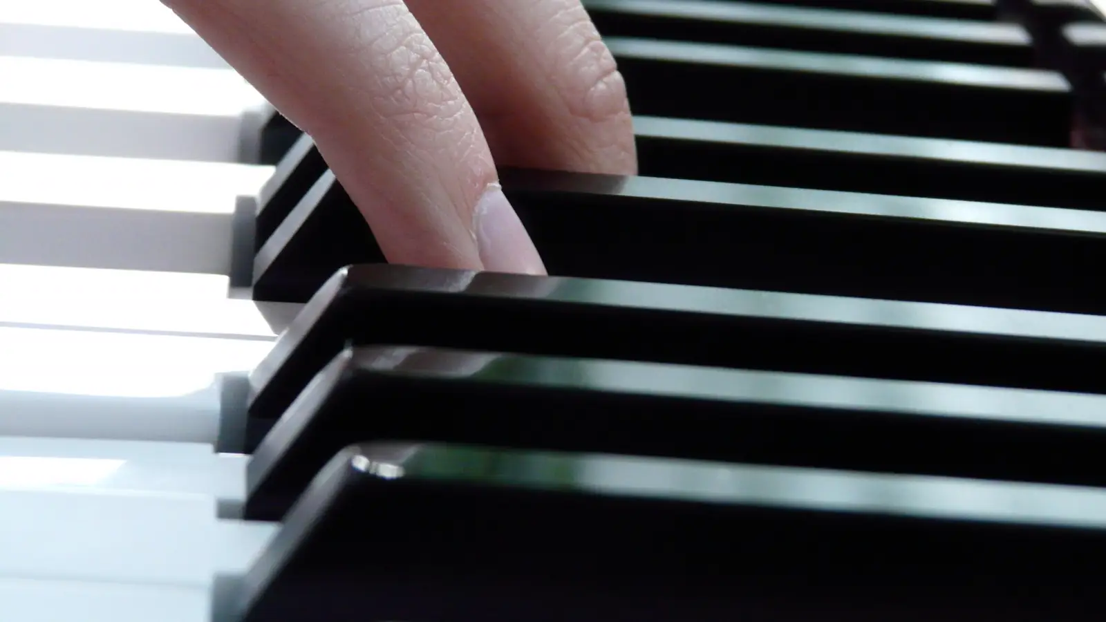 Magic Tiles Beginner to Pro: 10 Rhythm Habits for Stable Combos